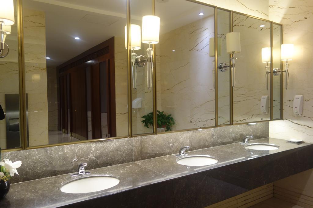 Lanzhou Legend Hotel מראה חיצוני תמונה